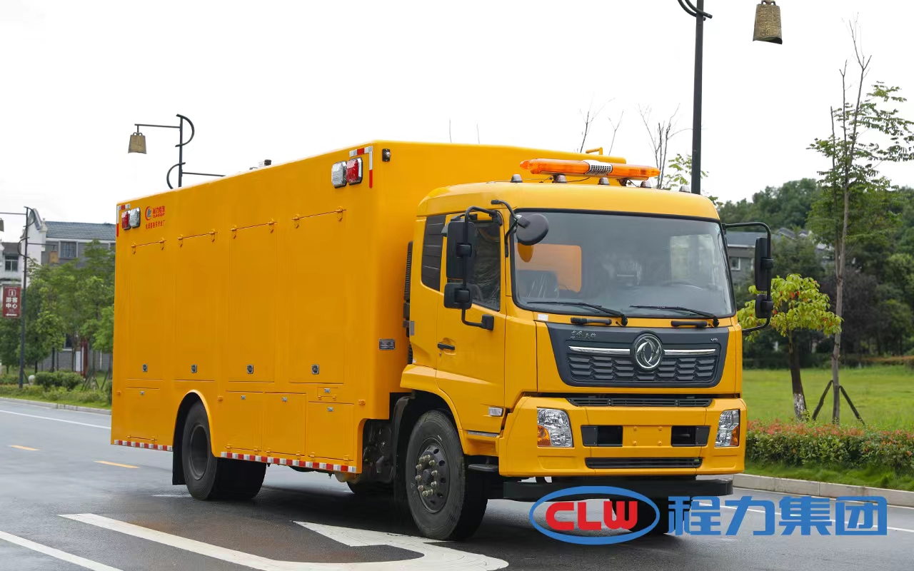 東風天錦3000方救險車